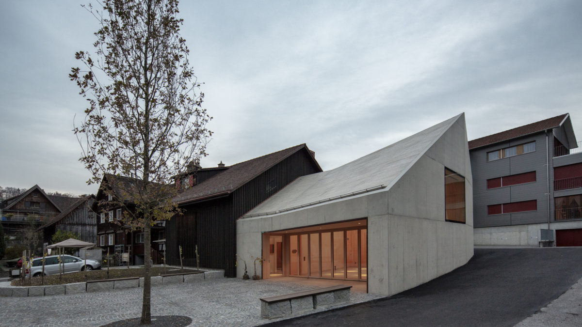 Haus des Weins Aussenansicht seitlich