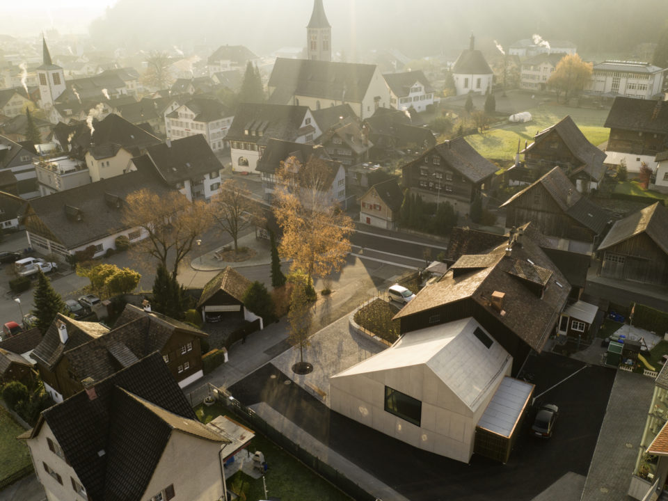 Haus des Weins Aussenansicht Drohnenaufnahme
